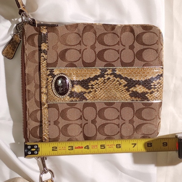 Signiture Python 🔥 Coach Crossbody - Picture 13 of 14